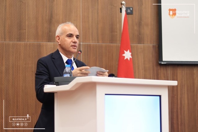 الملتقى 1.jpg